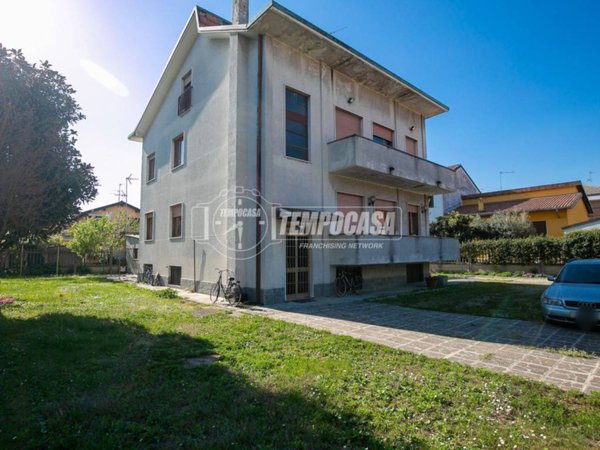 appartamento in vendita a Paderno Dugnano in zona Palazzolo Milanese