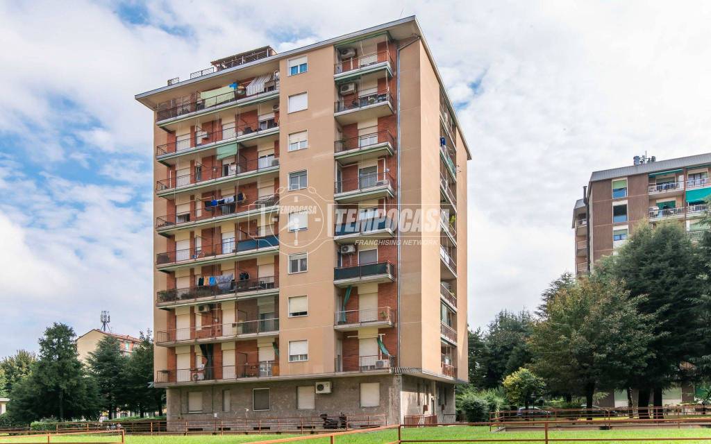 appartamento in vendita a Paderno Dugnano in zona Palazzolo Milanese