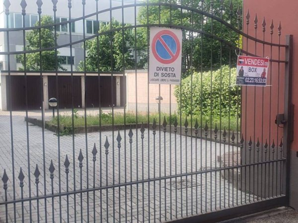 box auto in vendita a Paderno Dugnano