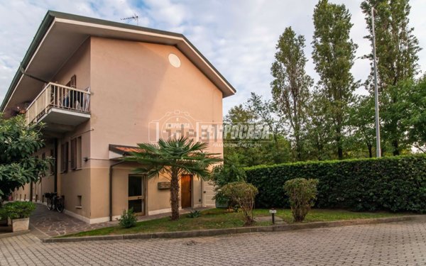 appartamento in vendita a Paderno Dugnano in zona Incirano