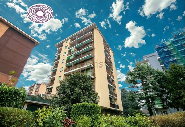 appartamento in vendita a Paderno Dugnano in zona Palazzolo Milanese