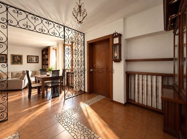 appartamento in vendita a Paderno Dugnano in zona Palazzolo Milanese