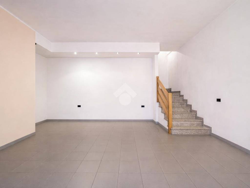 casa indipendente in vendita a Paderno Dugnano in zona Palazzolo Milanese