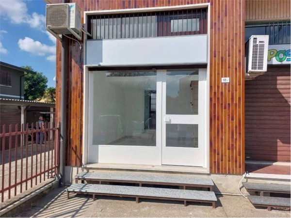 negozio in vendita a Pantigliate