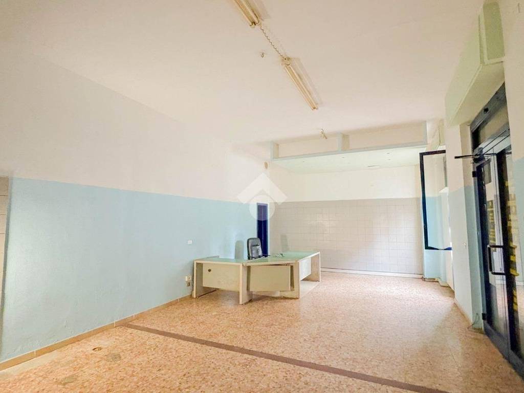 negozio in vendita a Pantigliate