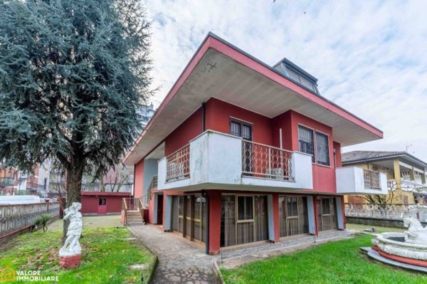 casa indipendente in vendita a Pantigliate