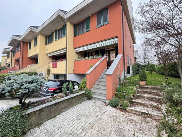 casa indipendente in vendita a Pantigliate