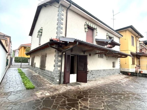 casa indipendente in vendita a Pantigliate