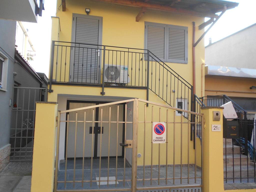 casa indipendente in vendita a Pantigliate