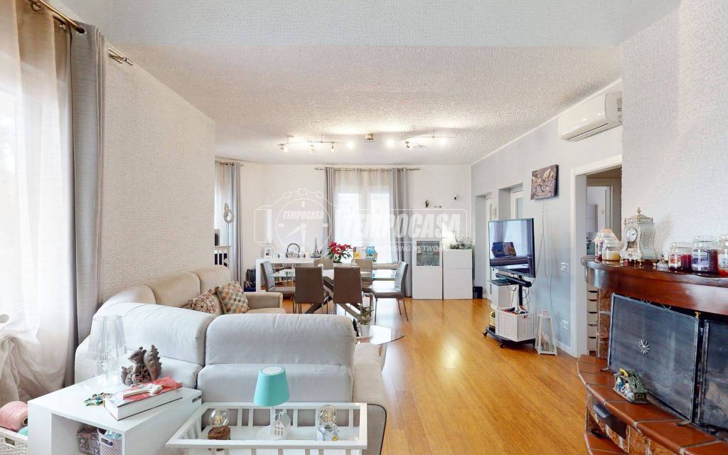 casa indipendente in vendita a Pantigliate