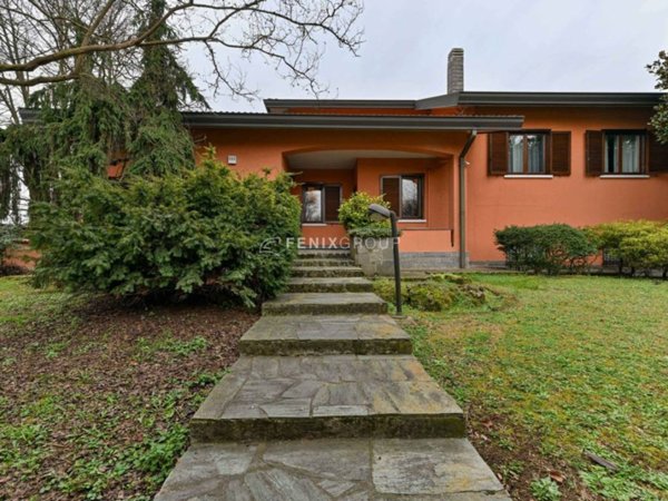 casa indipendente in vendita a Pantigliate