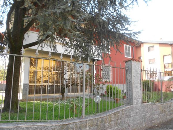 casa indipendente in vendita a Pantigliate