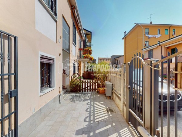 casa indipendente in vendita a Pantigliate