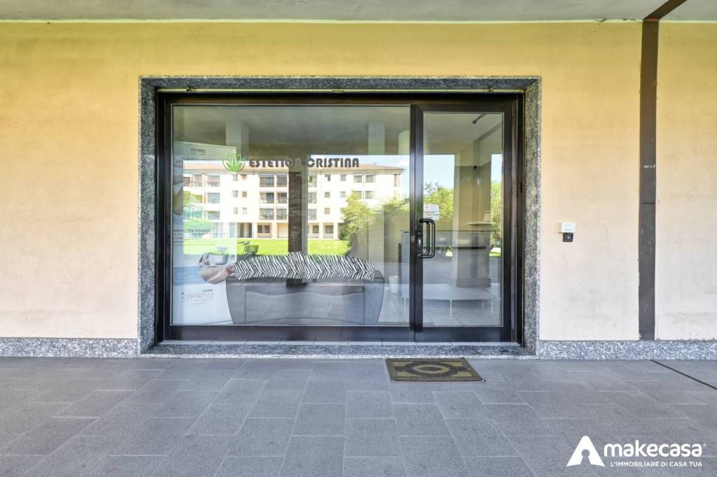 negozio in vendita a Pantigliate