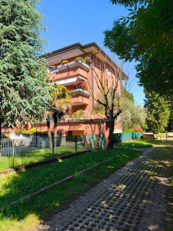 appartamento in vendita a Pantigliate