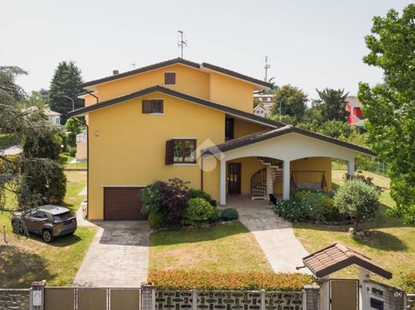 casa indipendente in vendita a Pantigliate