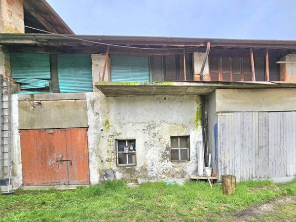 casa indipendente in vendita a Parabiago