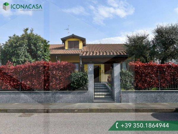 casa indipendente in vendita a Parabiago