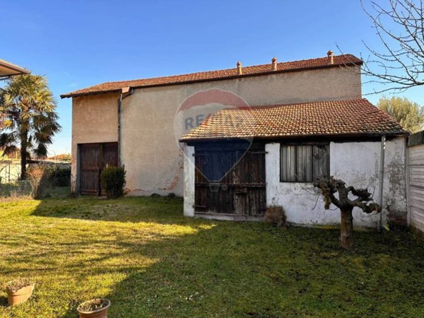 casa indipendente in vendita a Parabiago