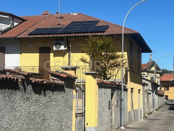 casa indipendente in vendita a Parabiago