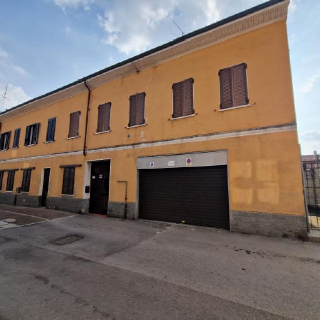 negozio in vendita a Parabiago