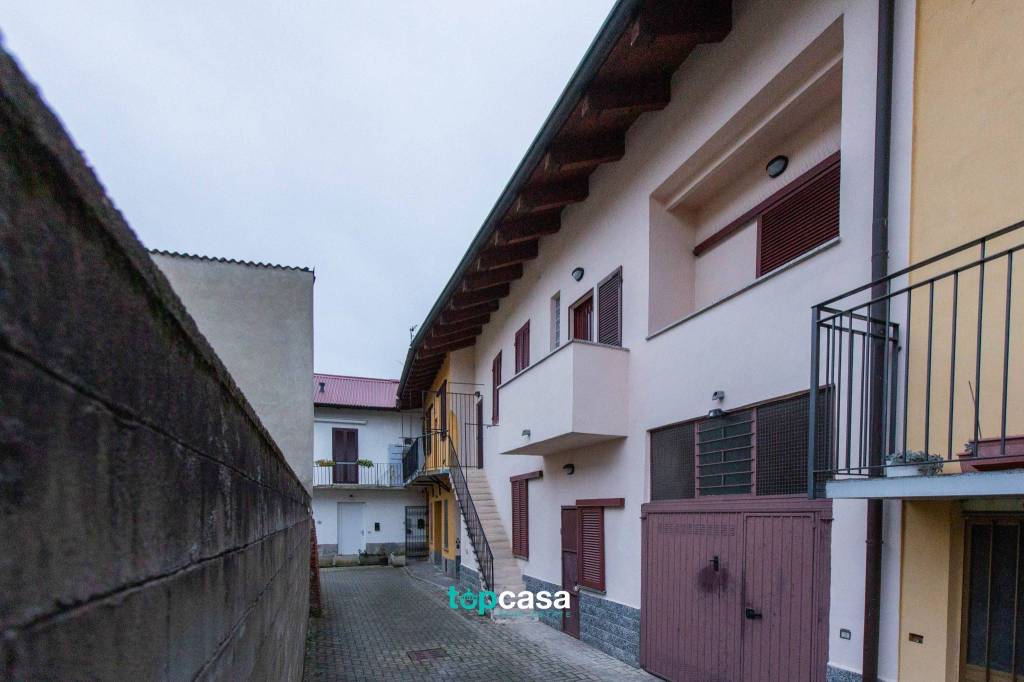 casa indipendente in vendita a Parabiago