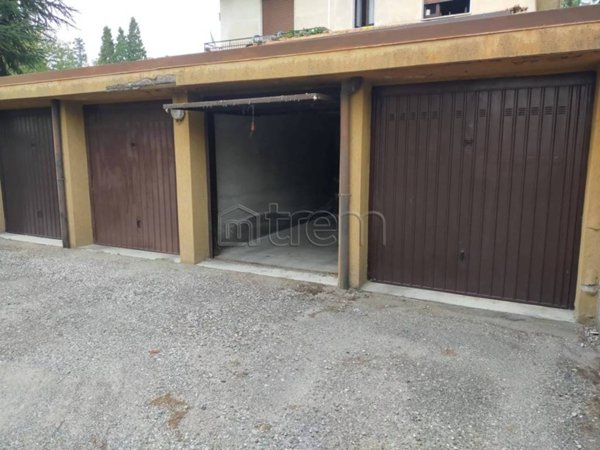 casa indipendente in vendita a Parabiago