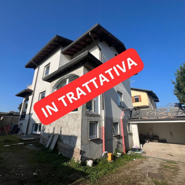 casa indipendente in vendita a Parabiago