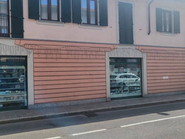 negozio in vendita a Parabiago
