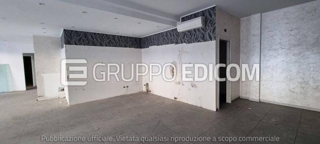 negozio in vendita a Parabiago