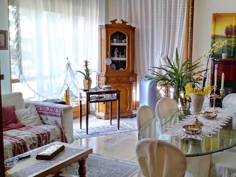 casa indipendente in vendita a Parabiago