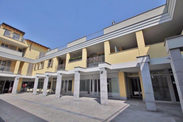negozio in vendita a Parabiago