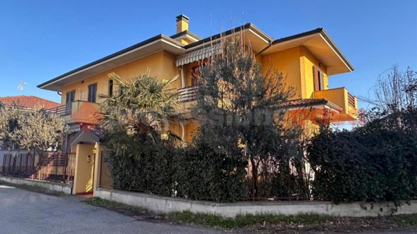 appartamento in vendita a Parabiago