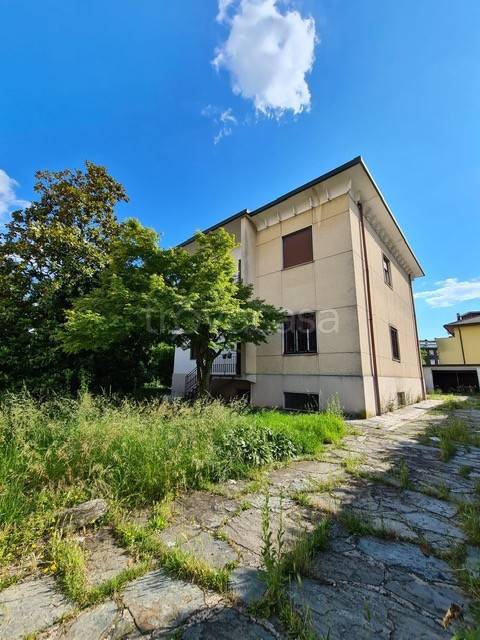 casa indipendente in vendita a Parabiago
