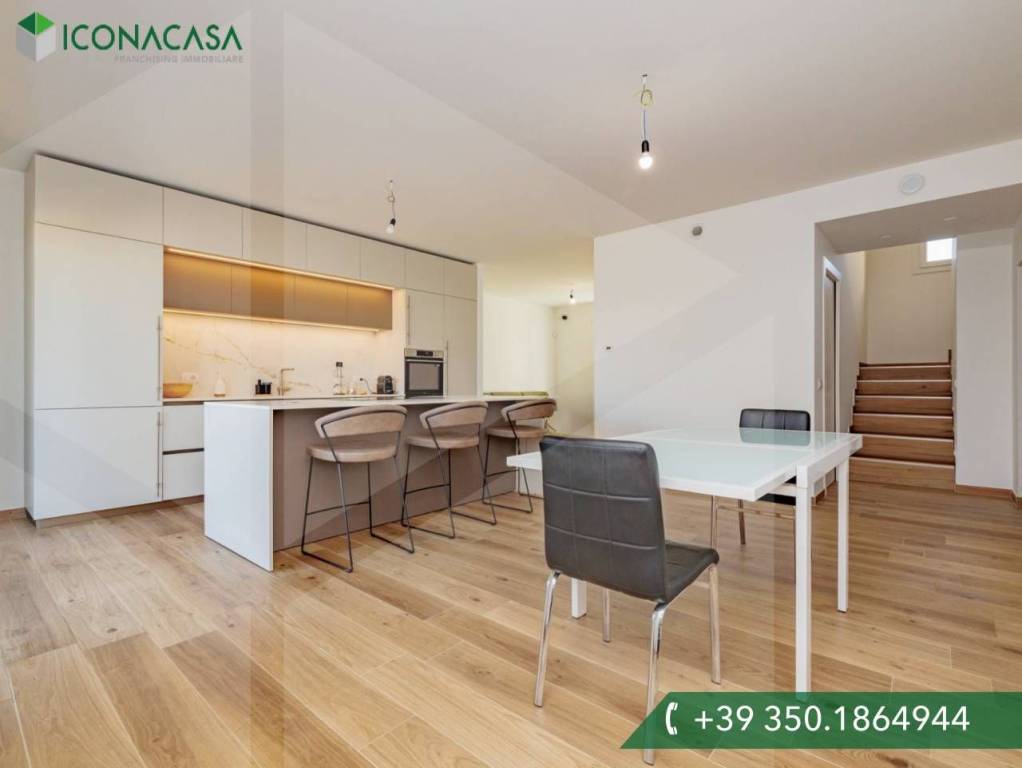 casa indipendente in vendita a Parabiago