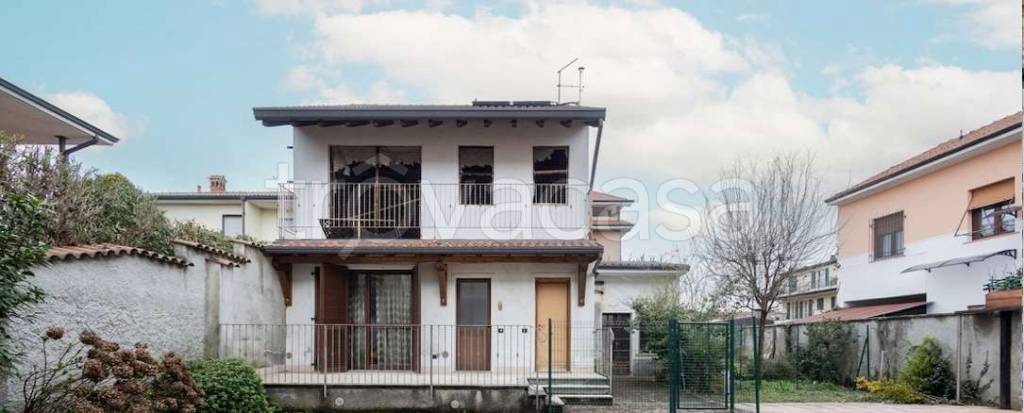 casa indipendente in vendita a Parabiago
