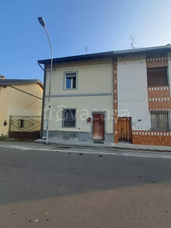 casa indipendente in vendita a Parabiago