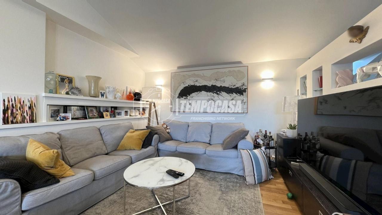 appartamento in vendita a Parabiago