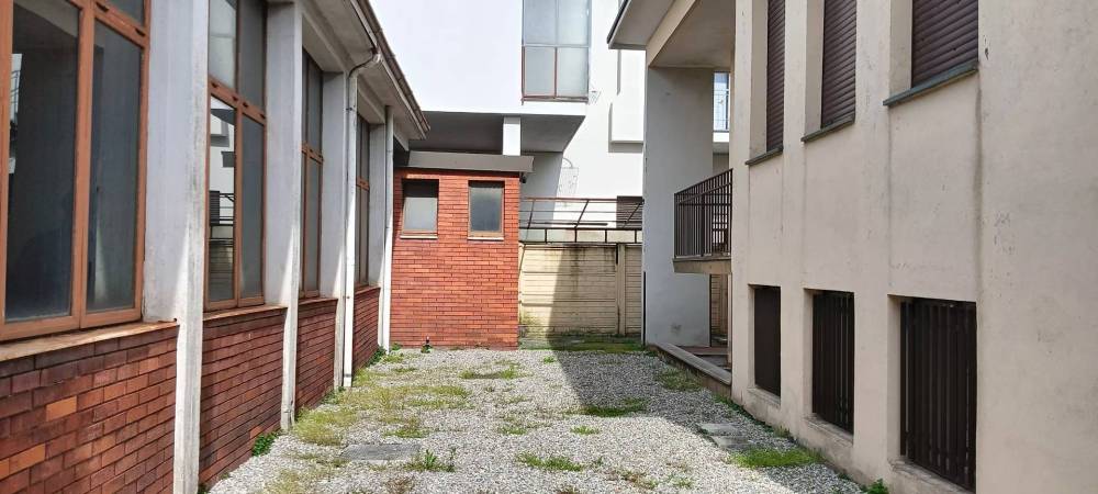 casa indipendente in vendita a Parabiago