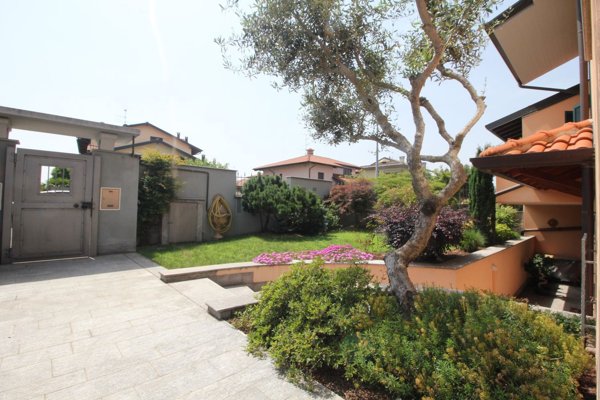 casa indipendente in vendita a Parabiago