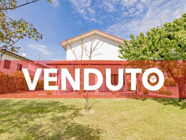 casa indipendente in vendita a Parabiago