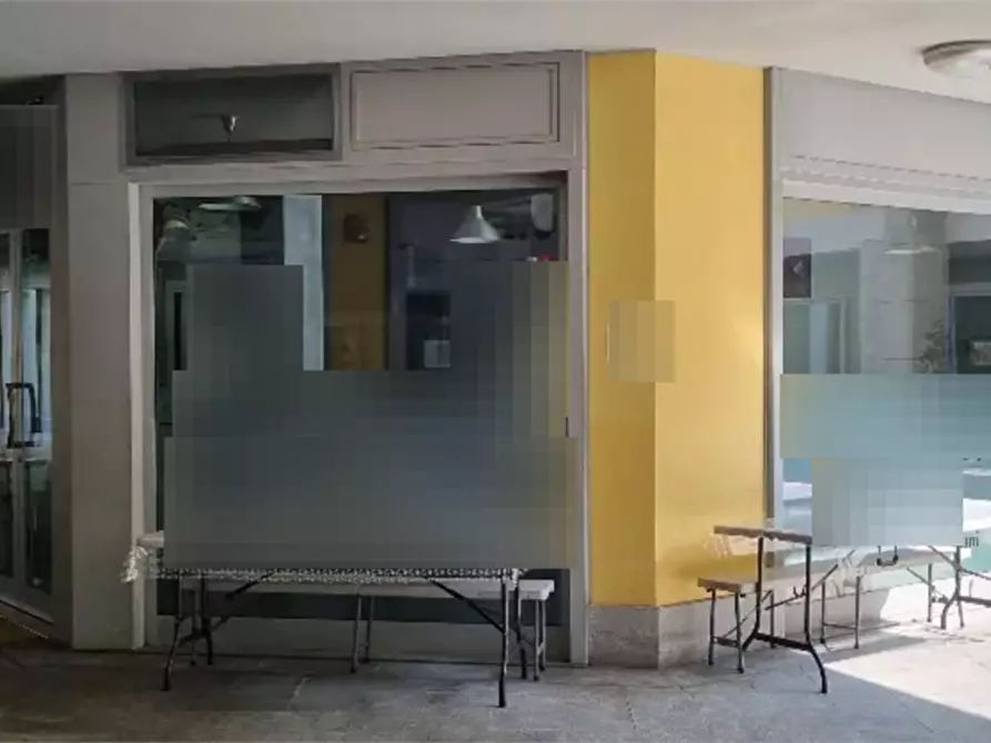 negozio in vendita a Parabiago