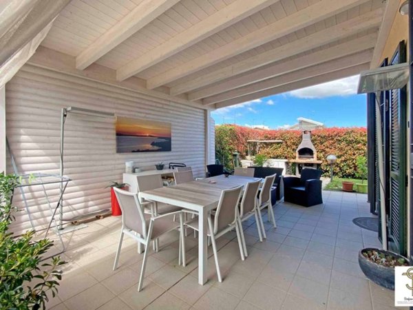 casa indipendente in vendita a Parabiago