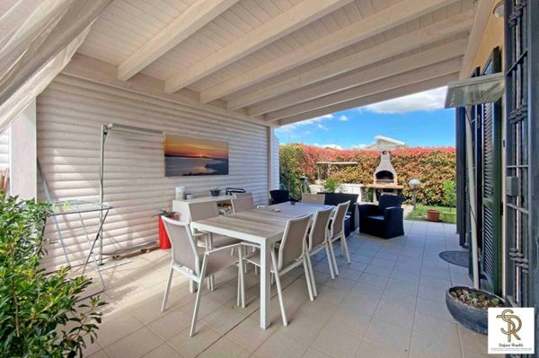 casa indipendente in vendita a Parabiago