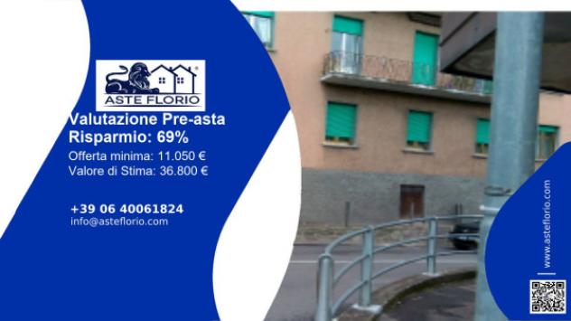 locale commerciale in vendita a Parabiago