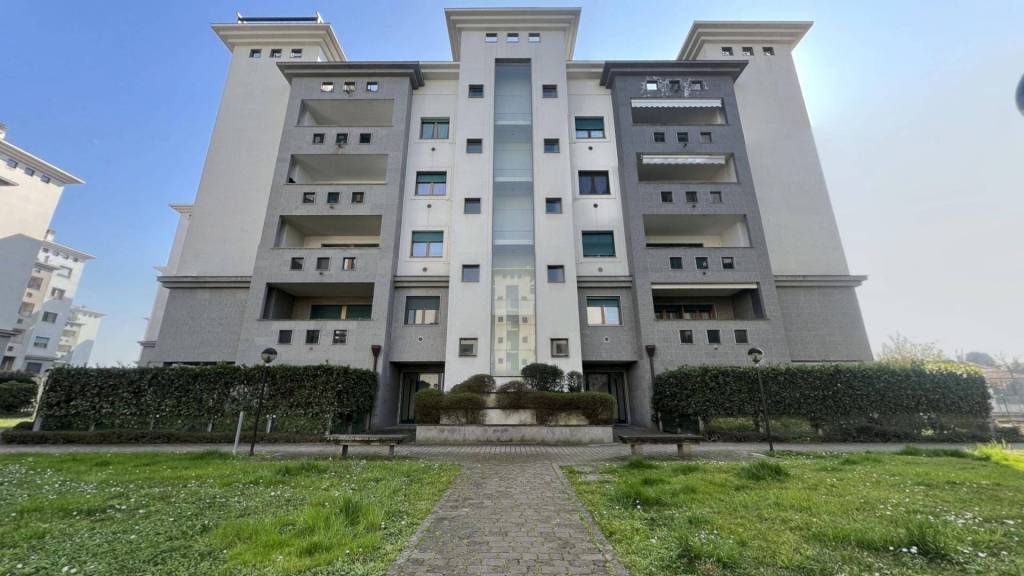appartamento in vendita a Parabiago