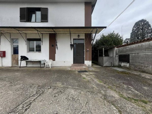 casa indipendente in vendita a Parabiago
