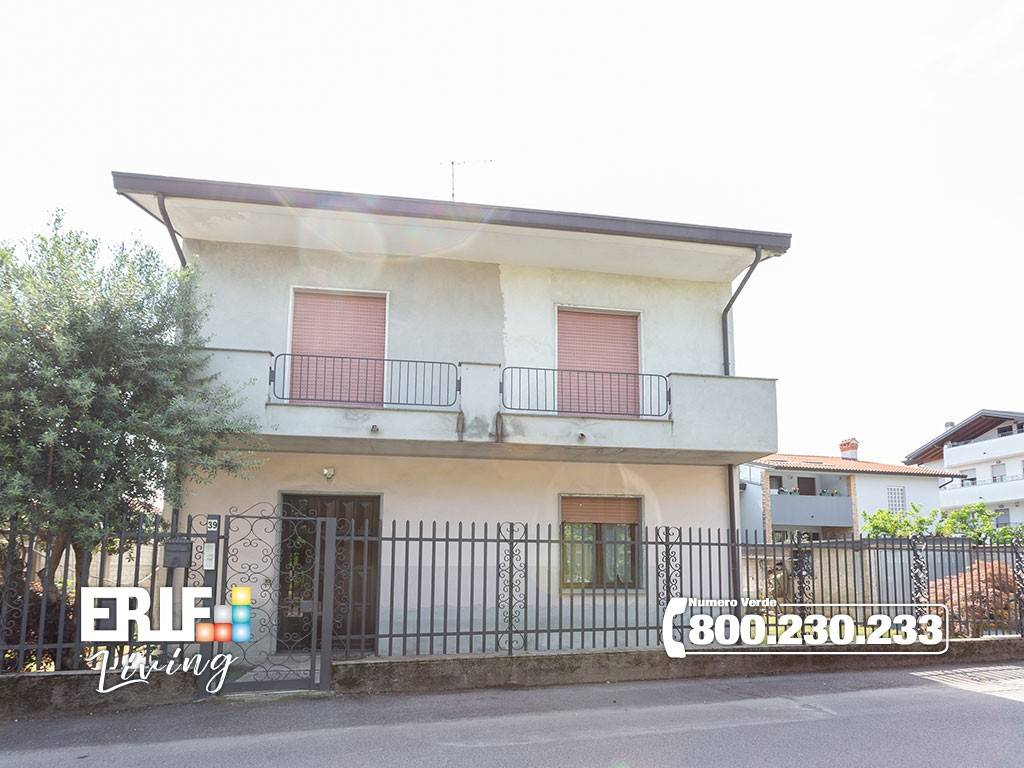 casa indipendente in vendita a Parabiago