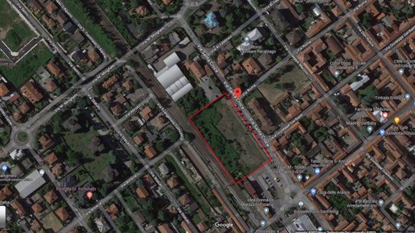 terreno edificabile in vendita a Parabiago