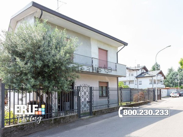 casa indipendente in vendita a Parabiago